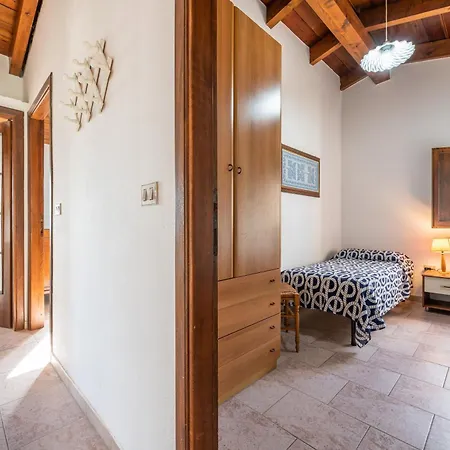 Ambra One Apartment